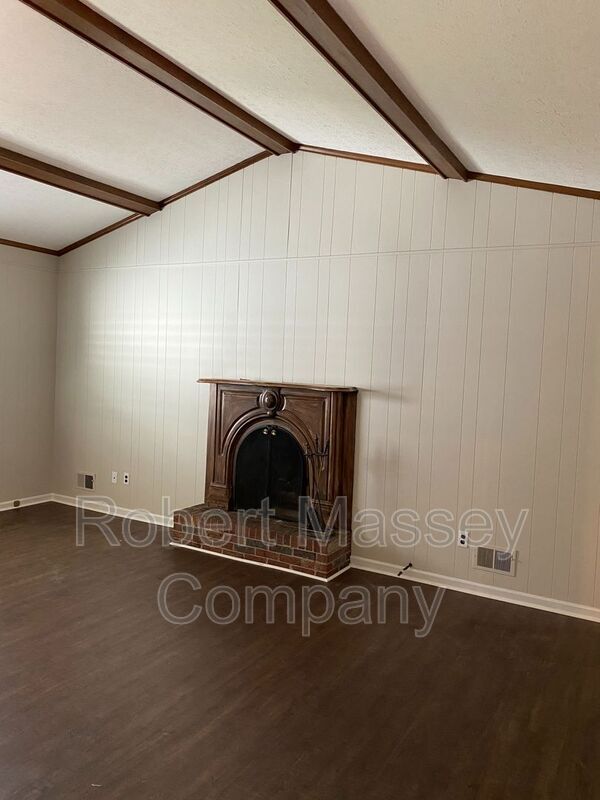 Building Photo - 6802 Penwern Ct