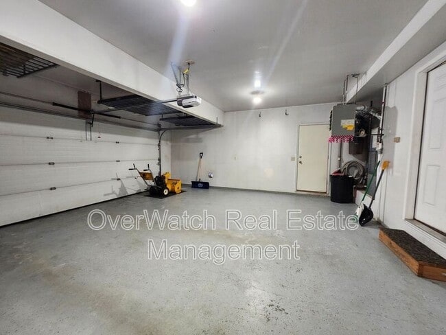 Building Photo - 2421 Asterion Cir