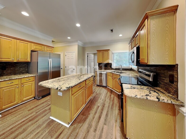 Building Photo - 10105 Grimbsy Ct