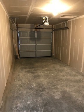 Building Photo - 2 Bed/1 Bath Upstairs Apartment in Brandon, SD!!