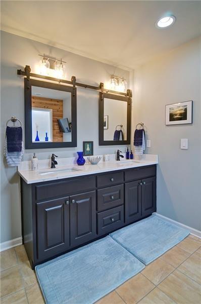 Building Photo - 4060 Merritt Dr