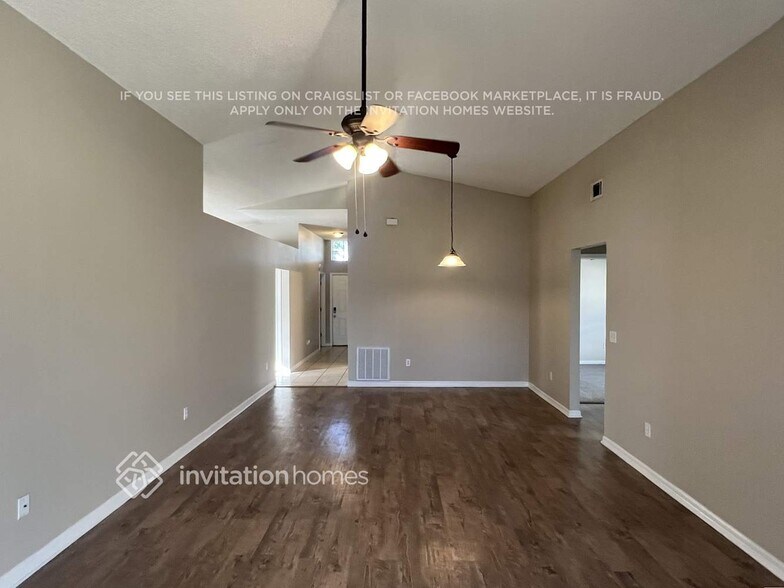 Building Photo - 1113 Winding Water Way