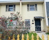 Building Photo - 2419 Robley Dr