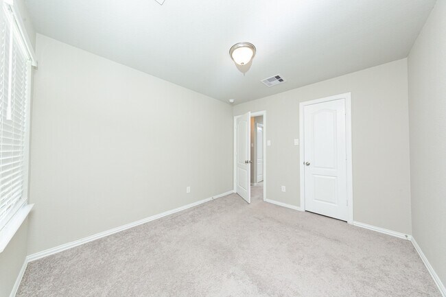 Building Photo - 31303 Palomino Ranch Path