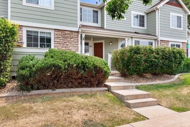 Building Photo - 5550 Corbett Dr