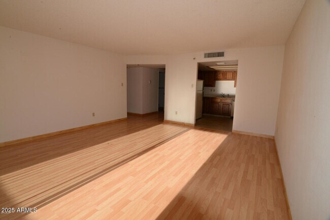 Building Photo - 7870 E Camelback Rd