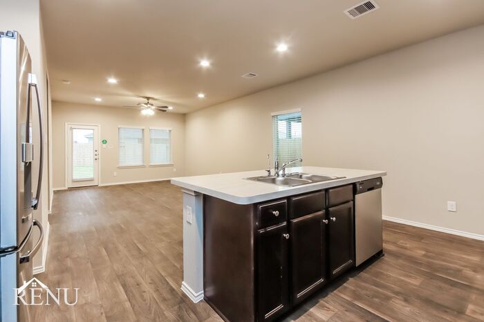 Building Photo - 2407 Heeney Pk Ln