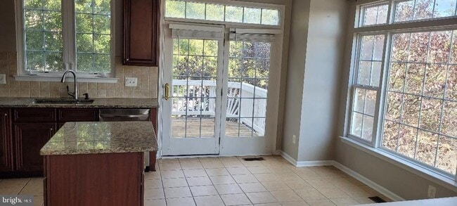 Building Photo - 20401 Trails End Terrace