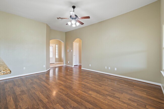 Building Photo - 18875 Maverick Ranch Rd E