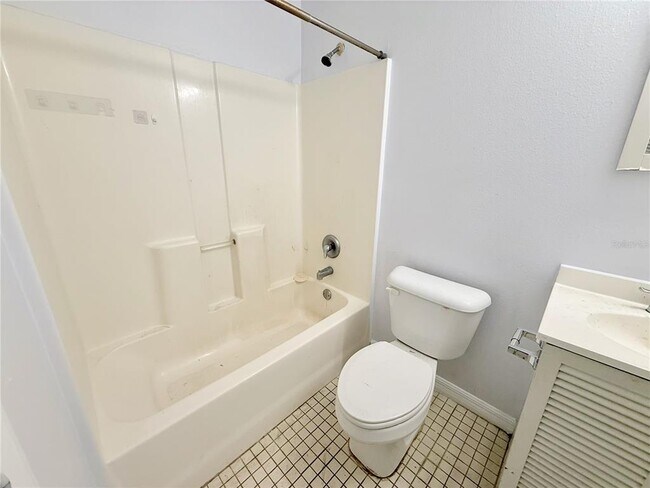 Building Photo - 1427 45th Ave Cir W