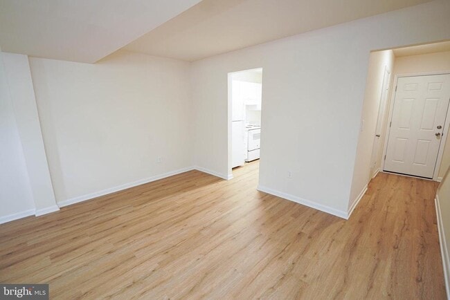 Building Photo - 734 Hemlock St