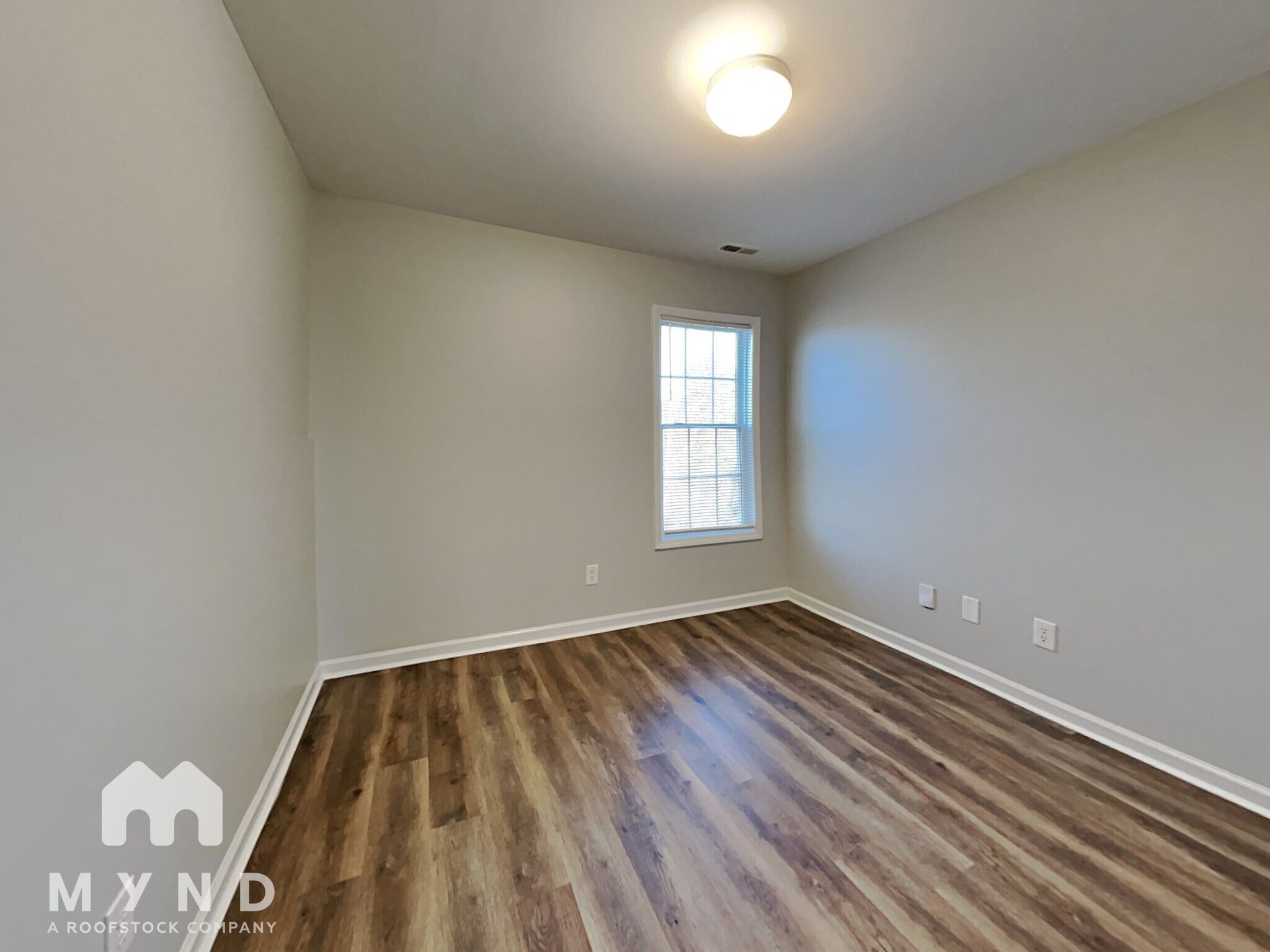 Building Photo - 5413 Advantis Dr