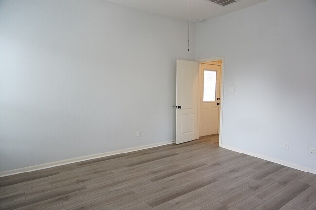 Building Photo - 6015 Mystic Berry Dr