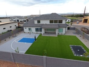 Building Photo - 5 Bedroom Home In Washington Fields