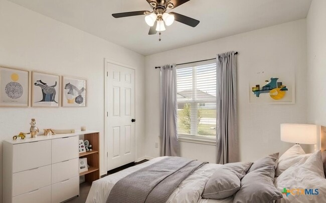 Building Photo - 237 N Mary Jo Dr