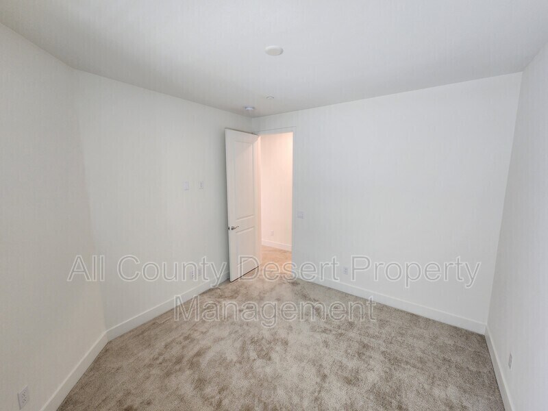 Building Photo - 43151 Passagio Lago Way