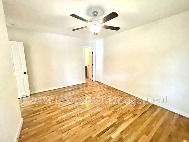 Building Photo - 2413 Carrington St