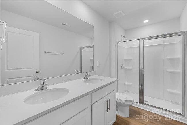 Building Photo - 5150 Hyrule Dr