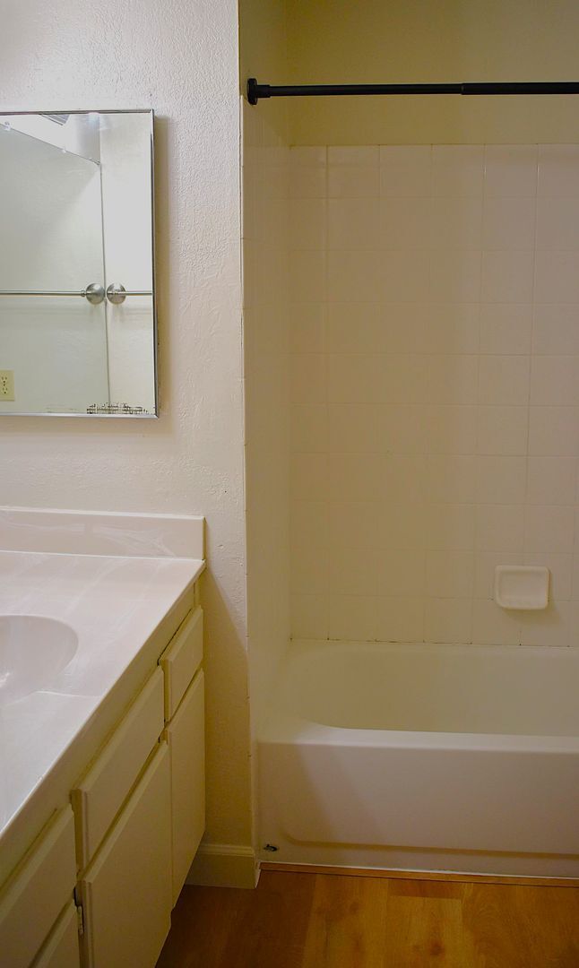 Building Photo - 4-bedroom home with luxury vinyl flooring and much more!