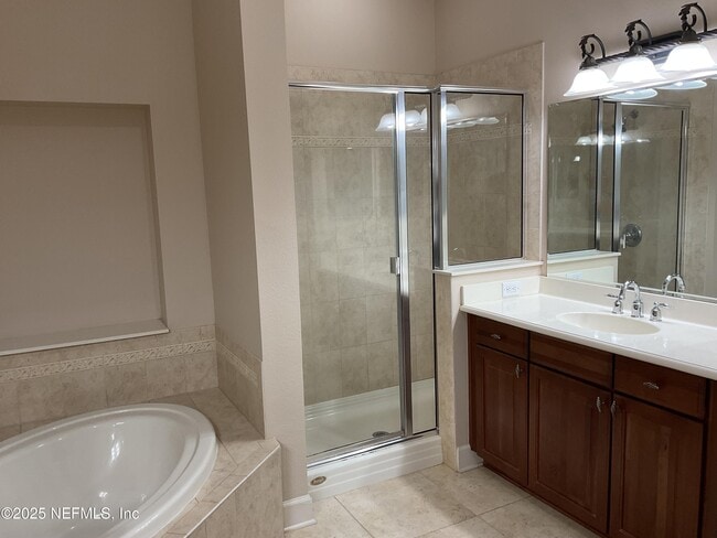 Building Photo - 13846 Atlantic Blvd