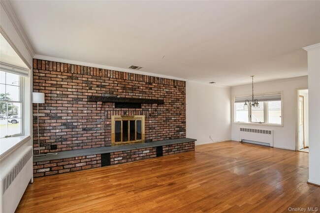 Building Photo - 26 Whitman Ave