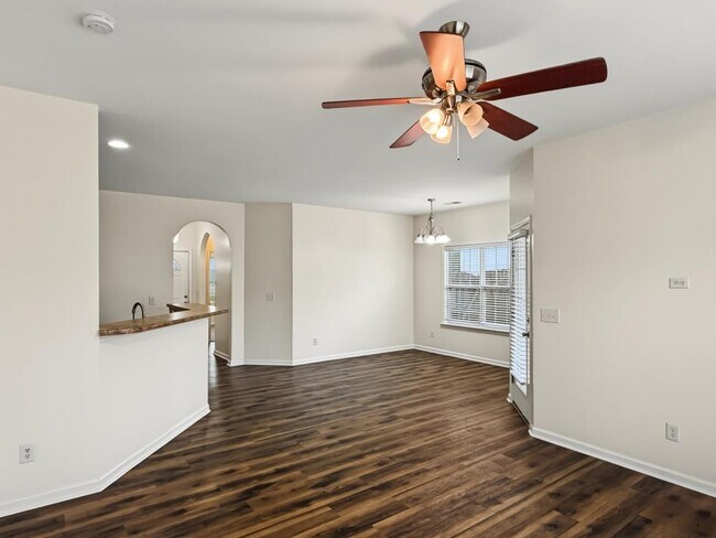 Building Photo - 1406 Parkland Way
