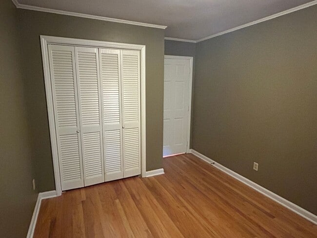 Building Photo - 5 Bed | 3.5 Bath House in Raleigh