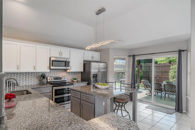 Building Photo - 903 Hemingway Ct