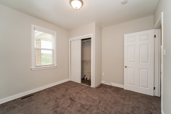 Building Photo - 1131 Orourke Dr