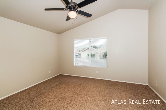 Building Photo - 8050 N Hobby Horse Ct