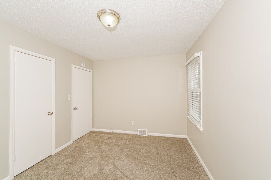 Building Photo - 2516 4th Way NW