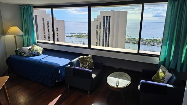 Building Photo - 1700 Ala Moana Blvd