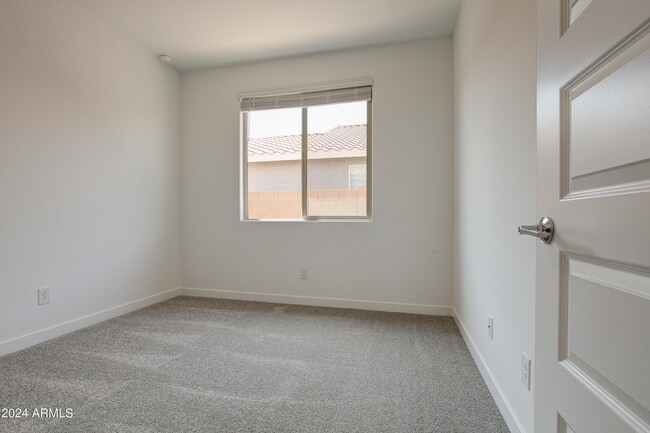 Building Photo - 17050 W Artemisa Ave