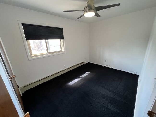 Building Photo - 1300 Riverview Rd