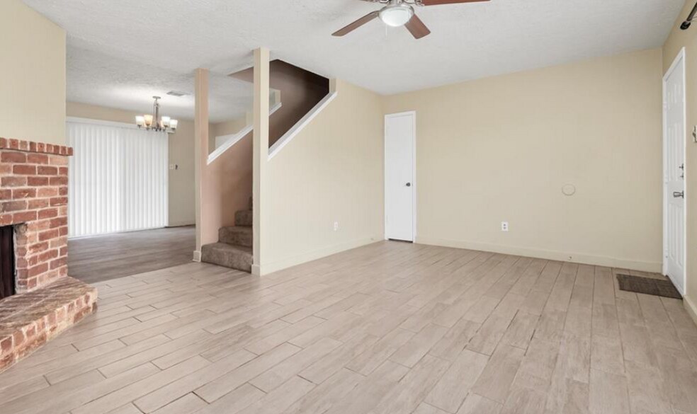 Building Photo - 10038 Spring Place Dr