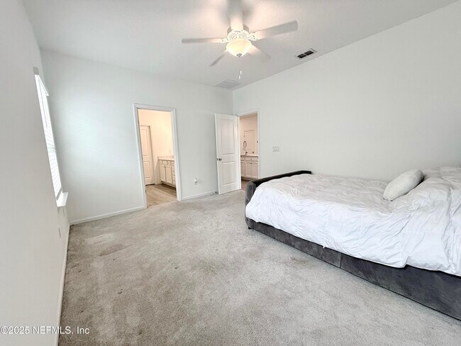 Building Photo - 7560 Chervil St