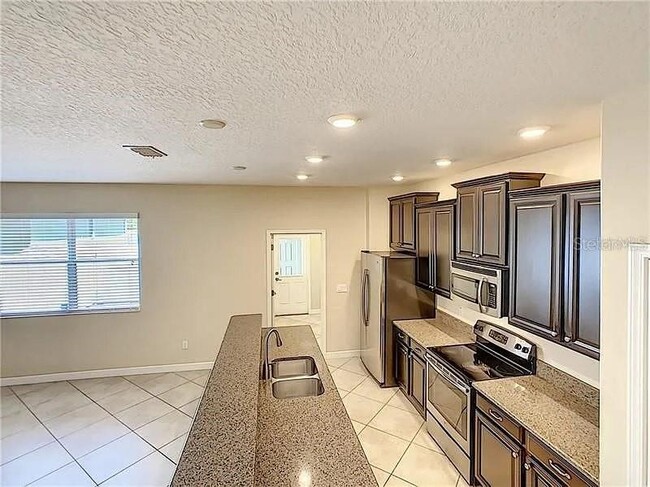 Building Photo - 14843 Driftwater Dr