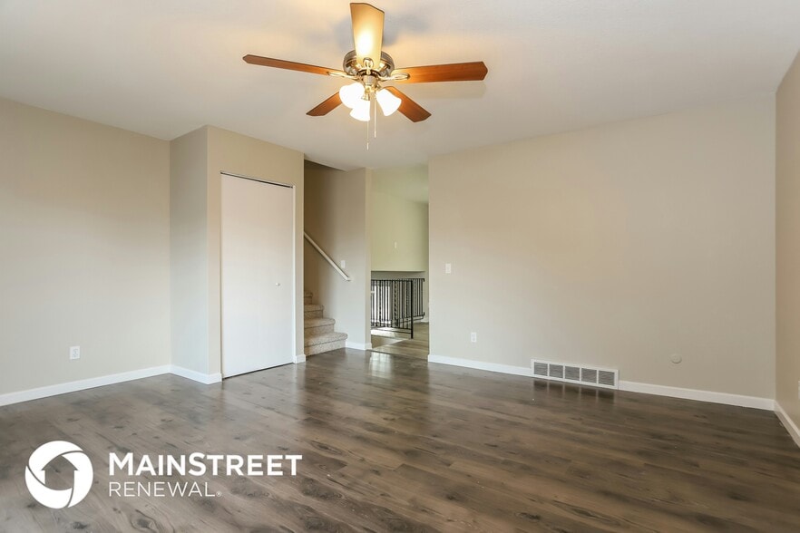 Building Photo - 1656 S Quintero Way