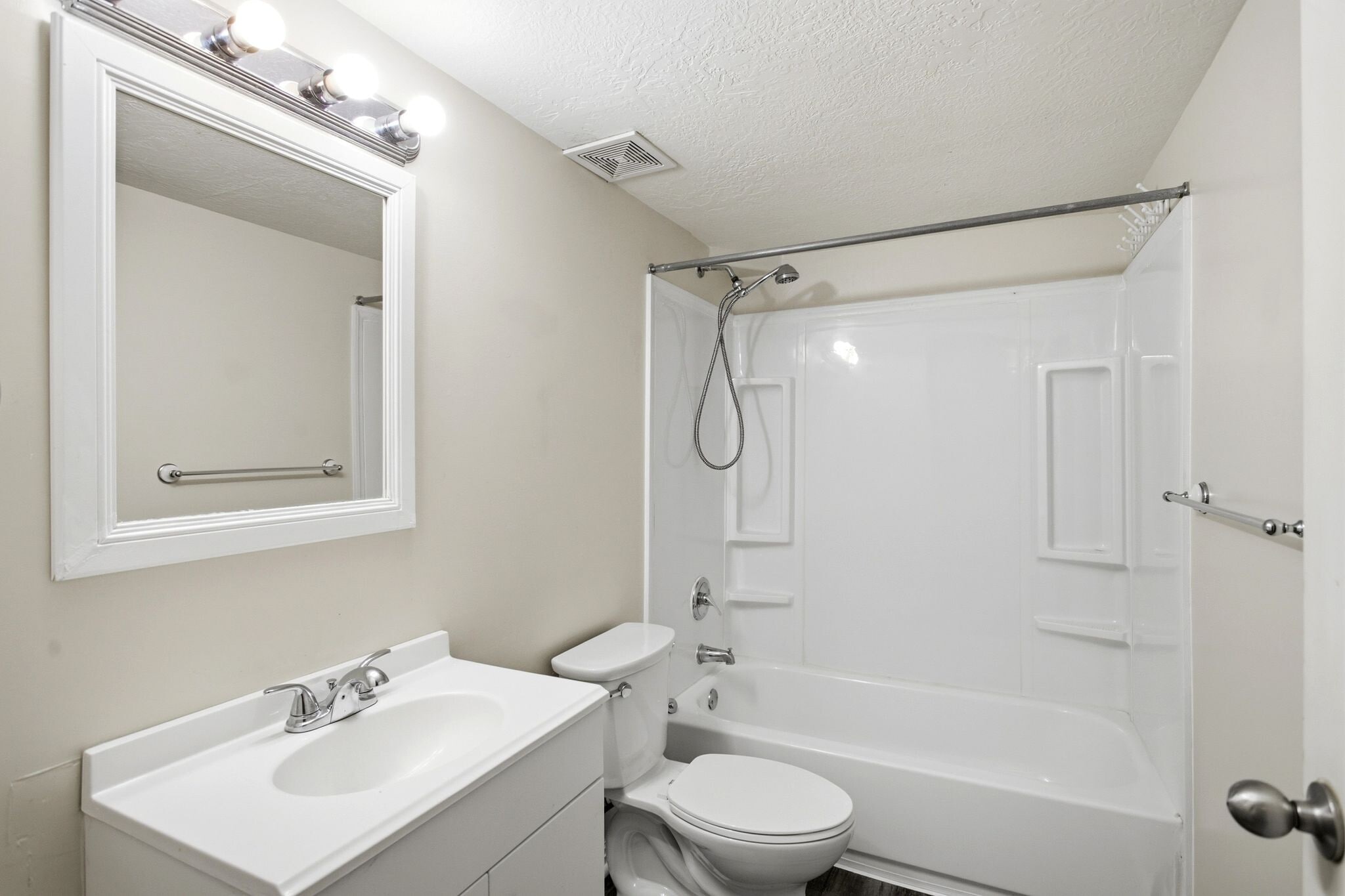 Building Photo - 7202 N Ute Dr