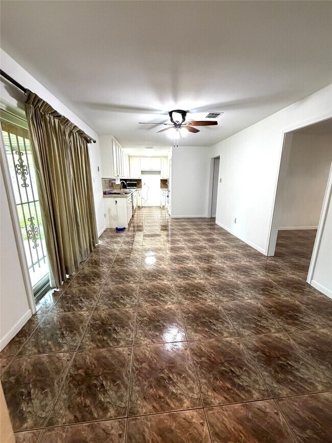 Building Photo - 10618 Wolbrook St