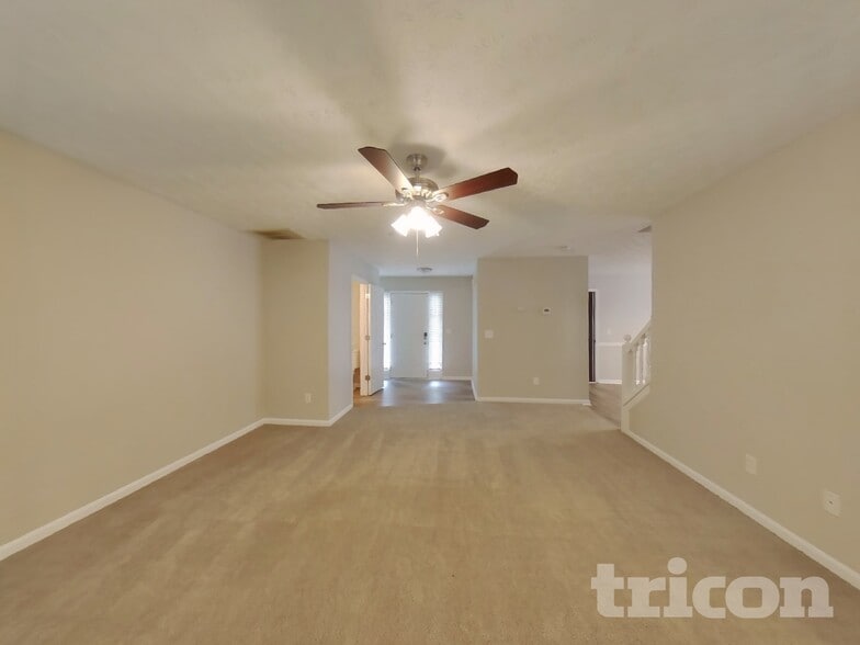 Building Photo - 4421 Gladewood Run