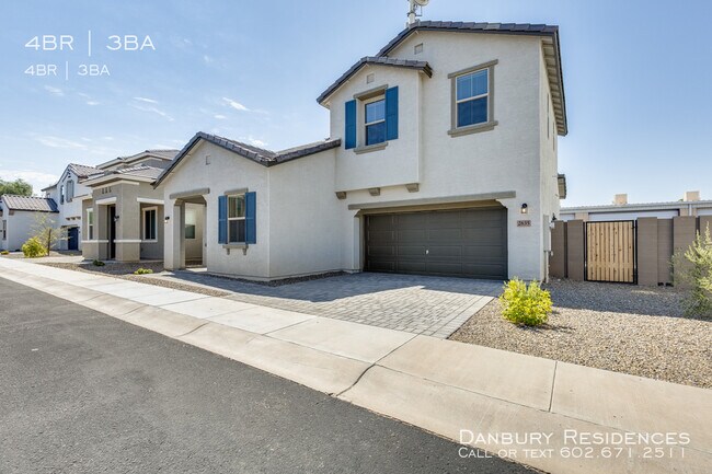 Primary Photo - 2635 E Danbury Rd