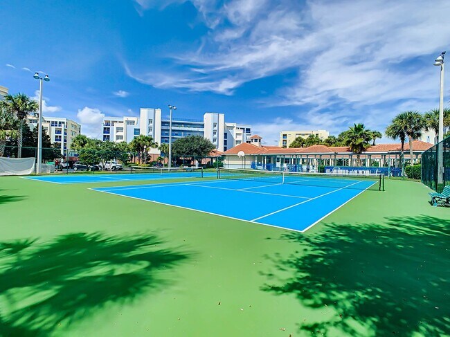 Building Photo - Beautiful Ocean Walk Condo Available February 19th