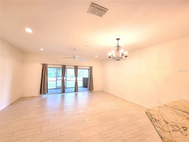 Building Photo - 11237 Kapok Grand Cir