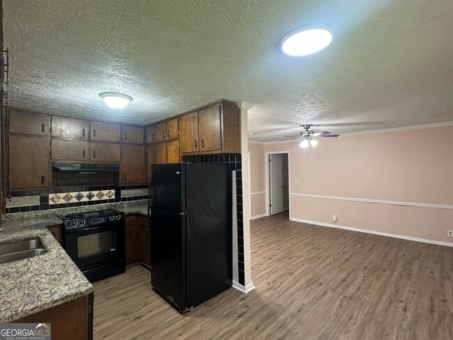 Building Photo - 827 San Miguel Dr