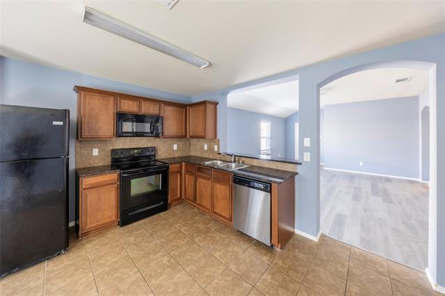 Building Photo - 1203 Rainer Dr