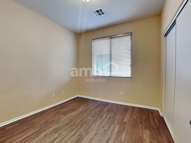 Building Photo - 2028 Silver Blaze Ct