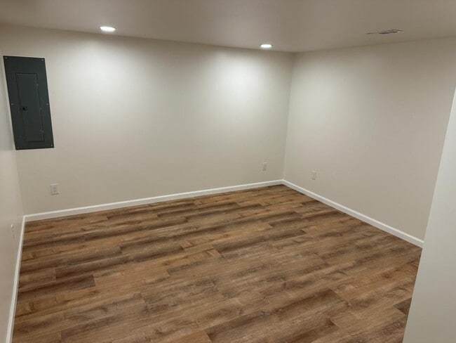 Building Photo - 249 Bluegrass Ave