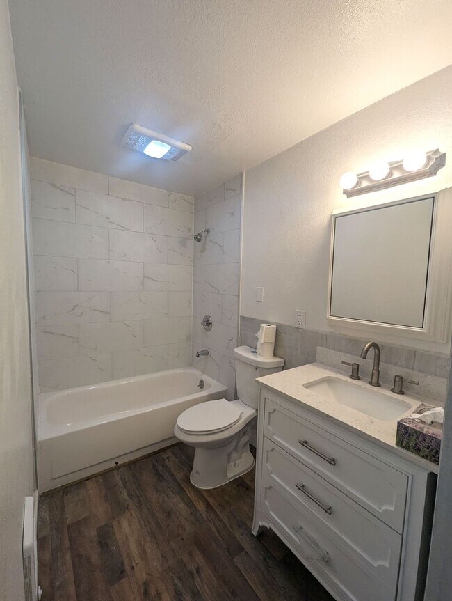 Building Photo - Charming Move-In Ready Rambler with Shop &...