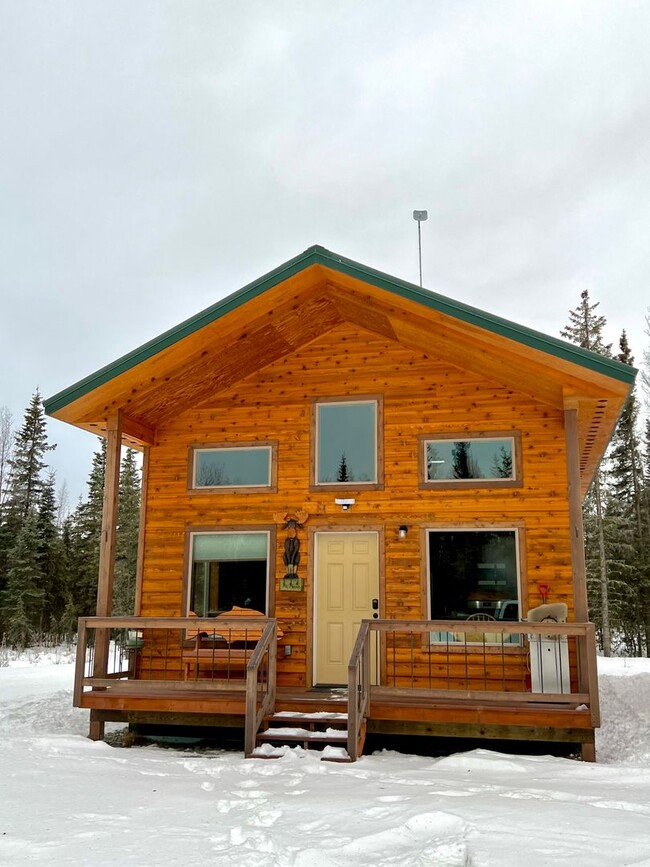 Building Photo - STR - 37900 Loriwood Drive